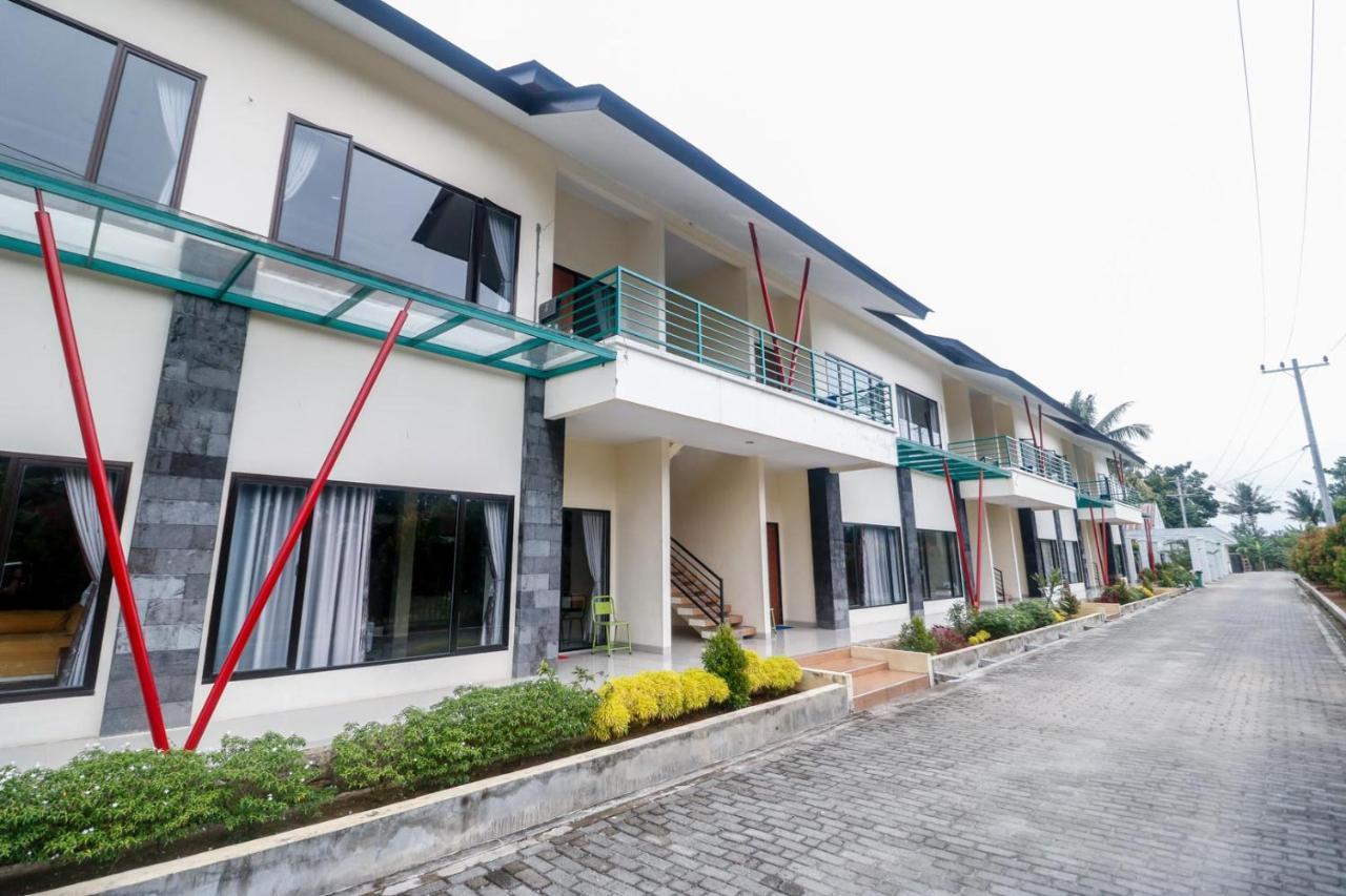 Reddoorz Plus Near Kualanamu Airport Μεντάν Εξωτερικό φωτογραφία